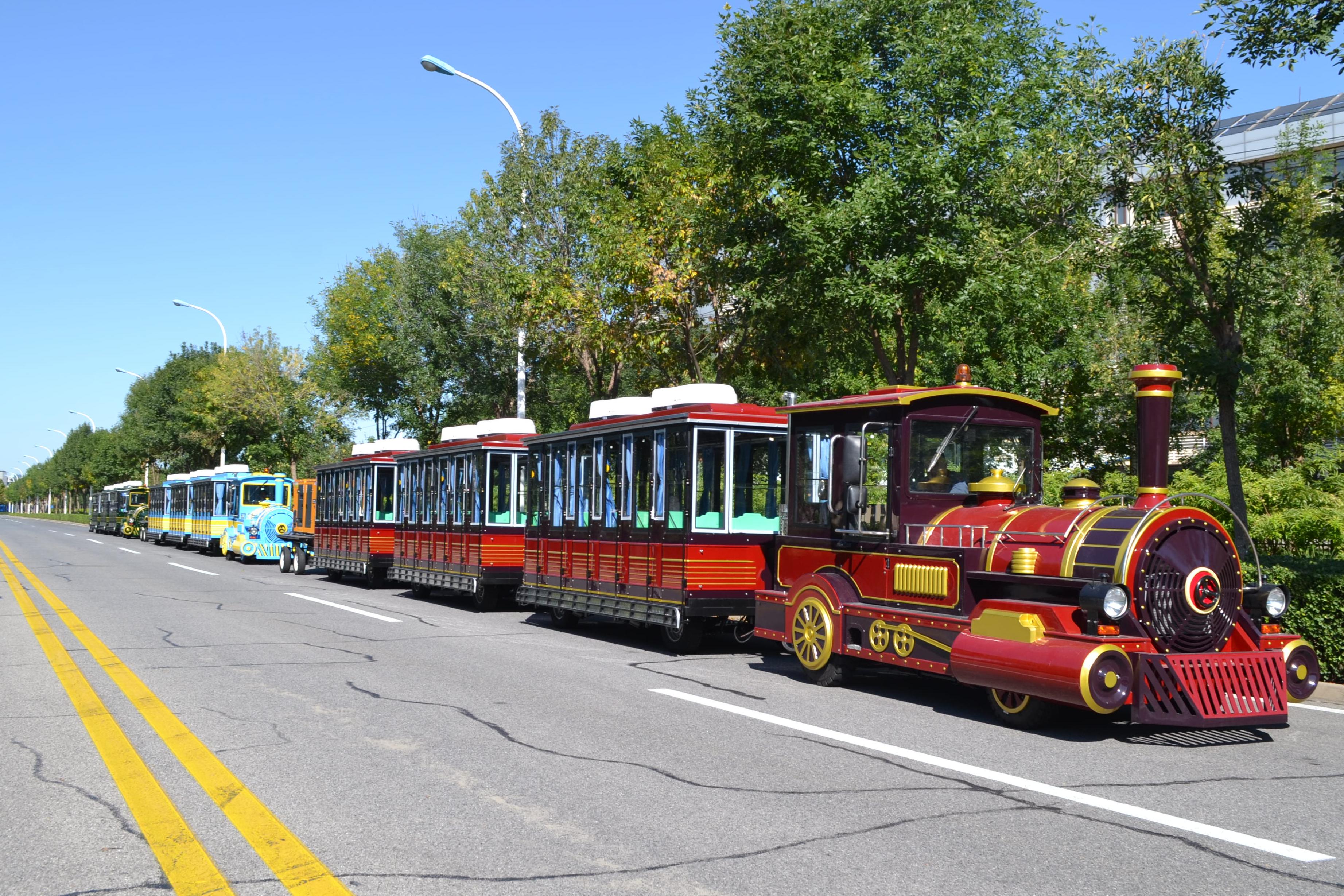 柴油动力观光火车：穿梭美景间的复古浪漫之旅