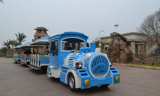  无轨观光小火车生产厂家选择指南：环保节能、安全可靠的景区交通解决方案